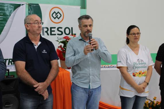 Desfile marca formatura do projeto Mulheres Cooperadas em Santo Cristo - foto 3