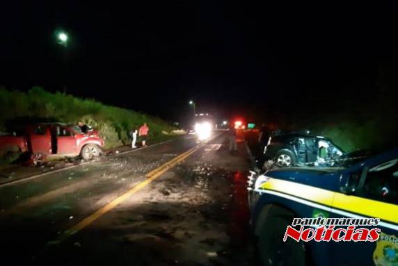 Três adultos e uma criança morreram em grave acidente na BR 472 em Boa Vista do Buricá - foto 7
