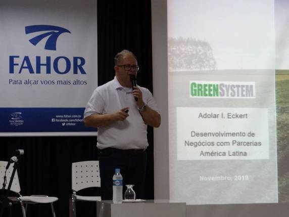 FAHOR promove workshop para empresários conhecerem as oportunidades de inclusão de produtos no portfólio John Deere - foto 3