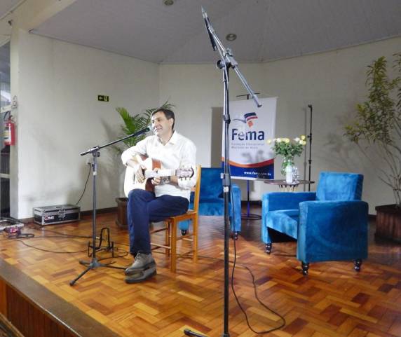 Encontro Regional das Apaes reúne profissionais em Três de Maio - foto 2