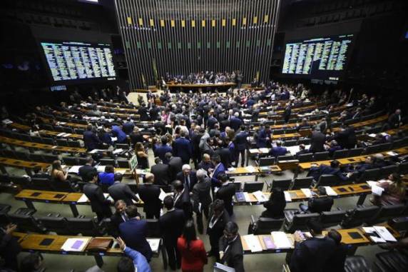 Análise de proposta de emenda constitucional durará pelo menos até 2020