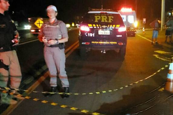O acidente aconteceu por volta das 19h25 desta sexta-feira (22), no km 353 da BR 386, em Estrela