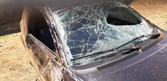 Motorista fica ferido ao tombar veículo na BR 392, em Guarani das Missões - foto 2