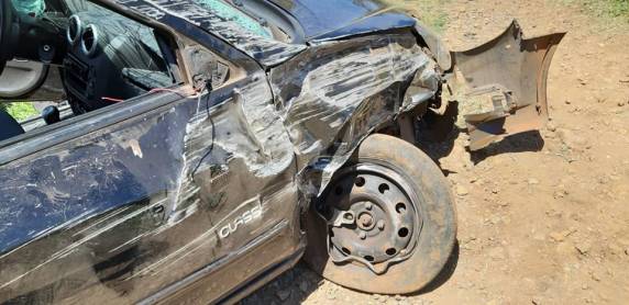 Motorista fica ferido ao tombar veículo na BR 392, em Guarani das Missões - foto 3