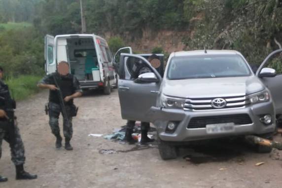 PM foi atropelada por grupo, que acabou baleado