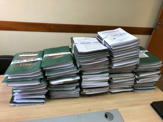 No período das investigações, foram constatadas 44 inserções de dados falsos em sistemas informatizados da Secretária Municipal. Pacientes realizavam exames, consultas e até cirurgias sem respeitar a fila de espera