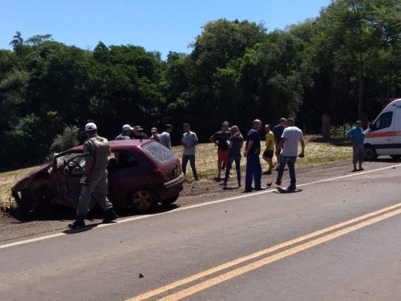 Motorista tem mal súbito e bate automóvel contra uma carreta na RS 210 em São Martinho - foto 3