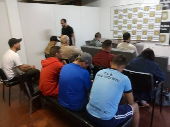 Cinco agentes da Polícia Civil de Três de Maio também trabalham na ação policial