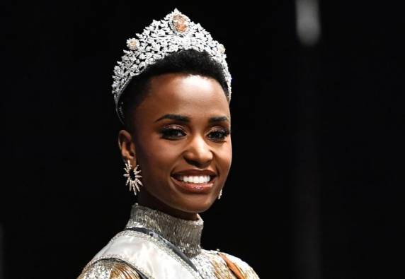 Entre as três finalistas do concurso, que rolou neste domingo (8), estavam as candidatas do México, África do Sul e Porto Rico