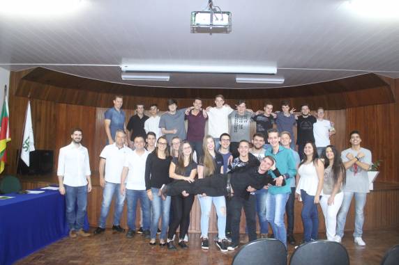 Parceria com o PEI Emagrecer possibilitou aos estudantes vivenciarem situações reais que se encontram no mundo de trabalho na área de TI