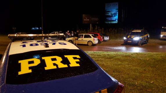 PRF flagra 347 motoristas embriagados neste final de semana nas rodovias federais catarinenses - foto 2