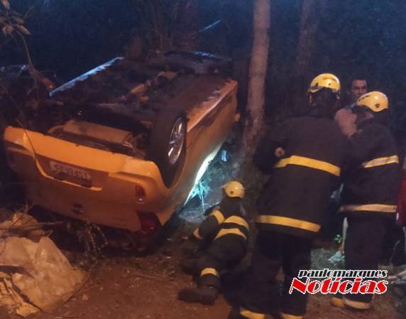 O acidente ocorreu no quebra-molas do bairro Carolina