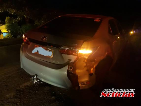Veículo capota e idoso fica ferido após colisão traseira na RS 342 em Três de Maio - foto 2