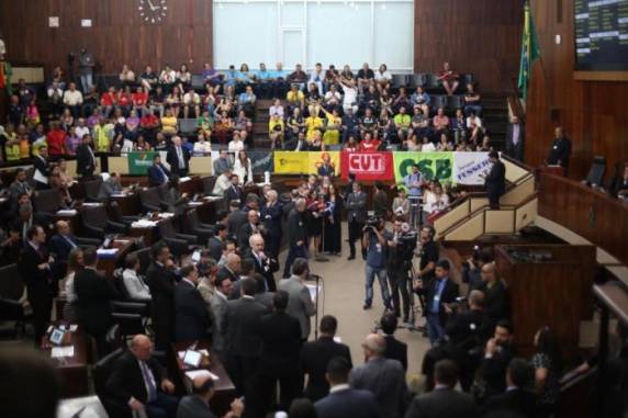 No final de março de 2020, funcionalismo passará a ter descontos entre 7,5% a 22% dos salários