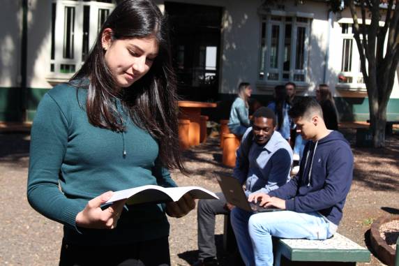Instituição oferece quatro opções para quem deseja voltar a estudar no Ensino Superior