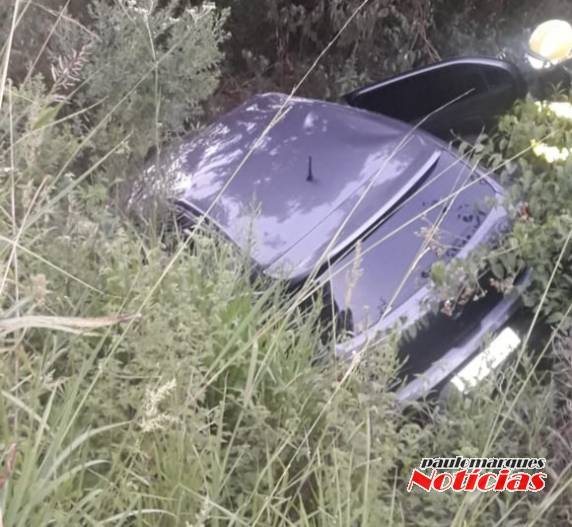 Colisão envolve dois veículos e deixa quatro pessoas feridas na RS 342 em Ijuí - foto 3
