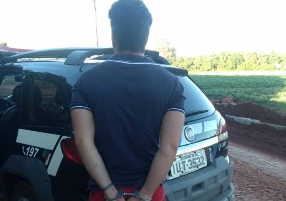 Estão sendo cumpridos 10 mandados de prisão preventiva e 17 de busca e apreensão