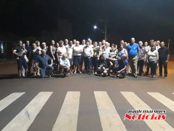 Prefeitura entrega mais cinco trechos de ruas asfaltados em Três de Maio - foto 2