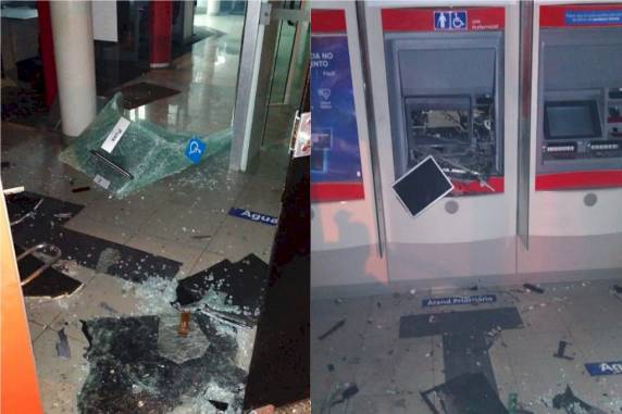 Eles explodiram a porta da agência na madrugada desta quinta-feira