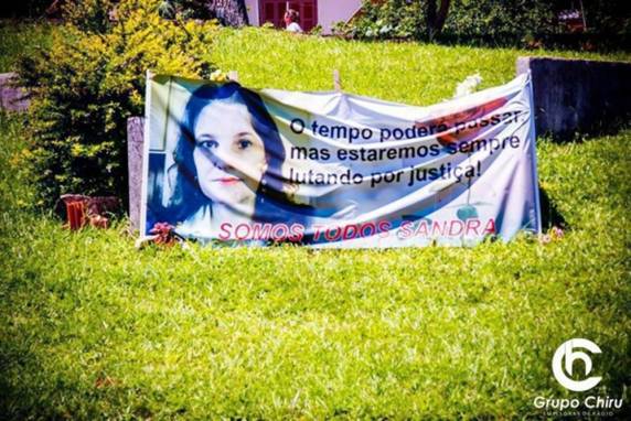 Comunidade e familiares organizam momento de oração no dia 31 de janeiro