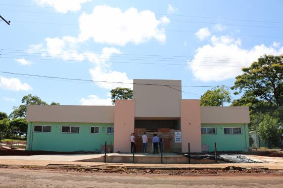 Prefeito de Três de Maio visita obras na área da saúde e educação - foto 2
