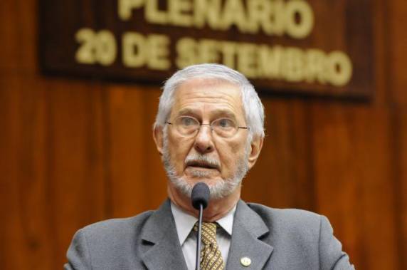 Um dos principais nomes do MDB no Rio Grande do Sul, ele comandou a Casa entre 1991 e 1993