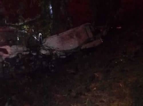 Grave acidente deixa vítima presa às ferragens em Feliz - foto 2