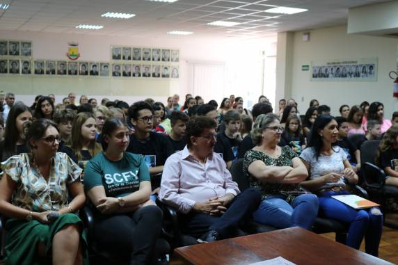 Oportunidade e conhecimento: Secretaria de Desenvolvimento Social realiza formatura de cursos - foto 3
