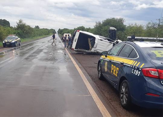 Chovia no momento do acidente e a causa provável é aquaplanagem