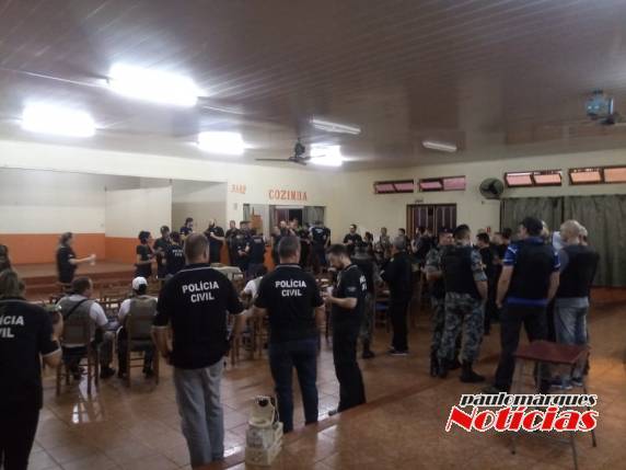 Polícia Civil, Polícia Federal e Brigada Militar, cumpre mandados judiciais no combate ao tráfico de drogas