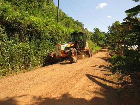 Obras de patrolamento na Costeira chegaram hoje pela manhã em Lajeado Corredeira - foto 2