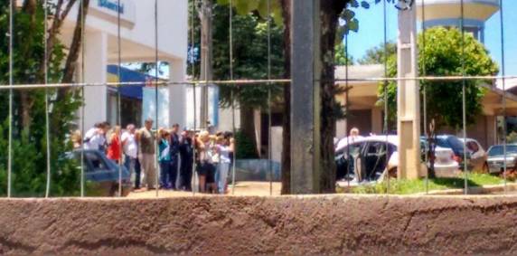 Valdonês Joaquim, que também é ex-vereador da cidade, e o pai, Valdir Joaquim, foram considerados culpados pelos crimes de associação criminosa, roubos a bancos, entre outros. Defesa considera decisão 'totalmente equivocada'