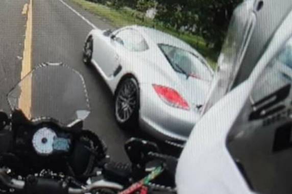 Policiais perseguiram veículo por 10 quilômetros antes de conseguirem abordá-lo