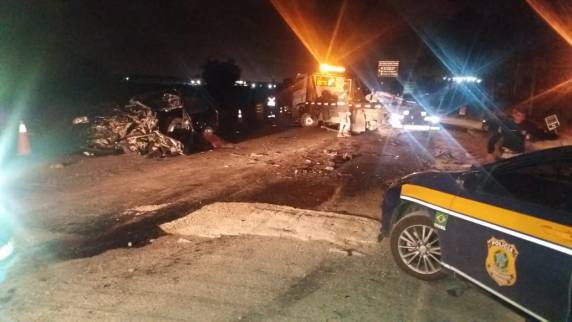 Nove pessoas morreram no final de semana de Carnaval nas rodovias federais de Santa Catarina - foto 4