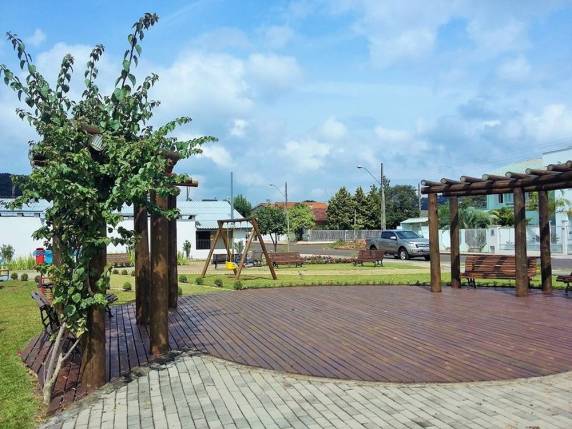 Acidente ocorreu no bairro Floresta. Vítima ficou internada, mas não resistiu aos ferimentos