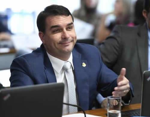 Defesa protocolou novo habeas corpus para reanálise do foro privilegiado e apresentou recurso para reverter decisão do TJ do Rio