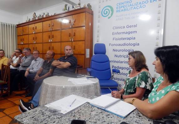 Diretoria da Apae de Três de Maio realiza a primeira reunião do ano - foto 3