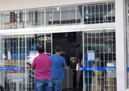 Únicos locais que registraram filas foram os bancos