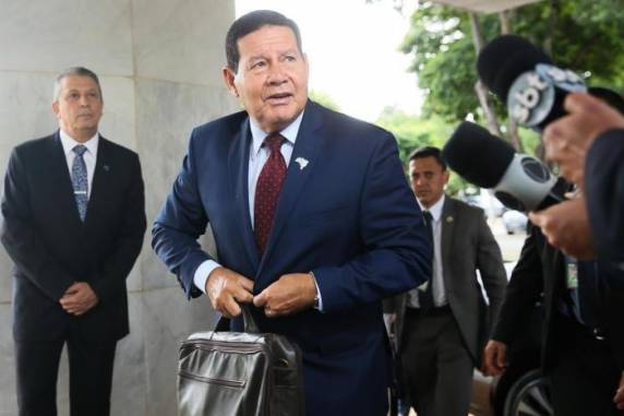 Em entrevista a GaúchaZH, general também alertou que brasileiros estão no início do enfrentamento da epidemia
