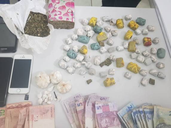 Rodeio Bonito: Casal é preso em flagrante e drogas apreendidas pela polícia - foto 3