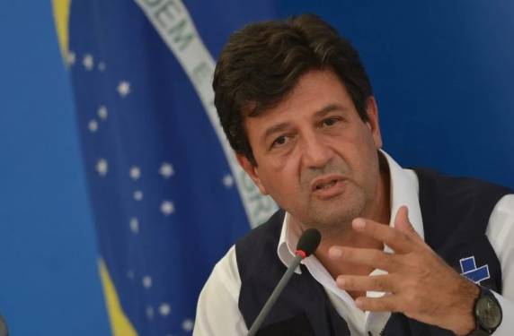 Conforme O Globo, a permanência de Luiz Henrique Mandetta está insustentável