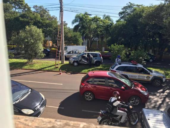 Colisão na Avenida Getúlio Vargas, perímetro central de Santo Ângelo deixa uma pessoa ferida - foto 3