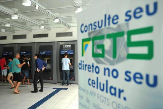 Economista-chefe da CDL Porto Alegre, Oscar Frank considerou o rendimento dos trabalhadores para fazer o cálculo
