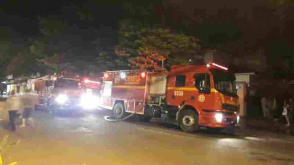 A casa atingida pelo sinistro está localizada na Av. Senador Pinheiro Machado