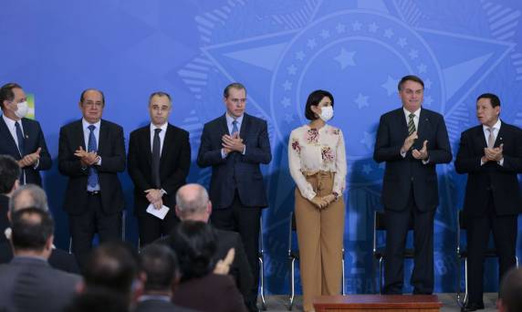 André Mendonça tomou posse em cerimônia no Palácio do Planalto