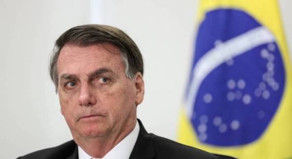 Decreto foi publicado pelo presidente nesta segunda-feira. Ministro da Saúde Nelson Teich mostrou surpresa com a decisão