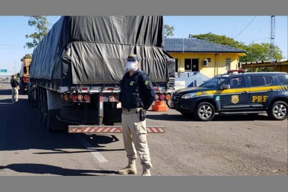Foram registradas, ainda, reduções de 39% no número de mortes e 37% no de acidentes graves