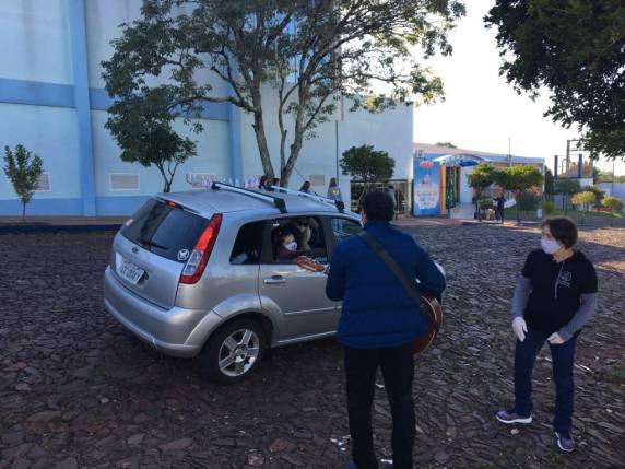 Educação Infantil do CFJL realiza 1º EDUCA Drive-in - foto 3