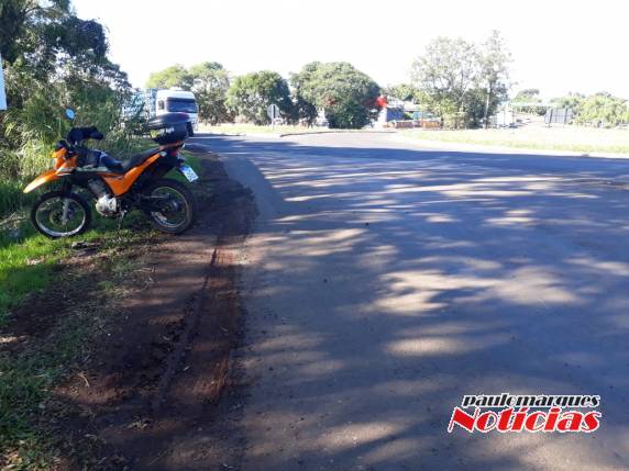 Motociclista fica ferido em acidente no trevo da BR-472 em Três de Maio - foto 3