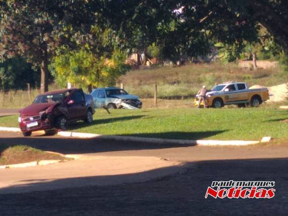 Acidente com danos materiais no trevo de acesso a Independência - foto 4
